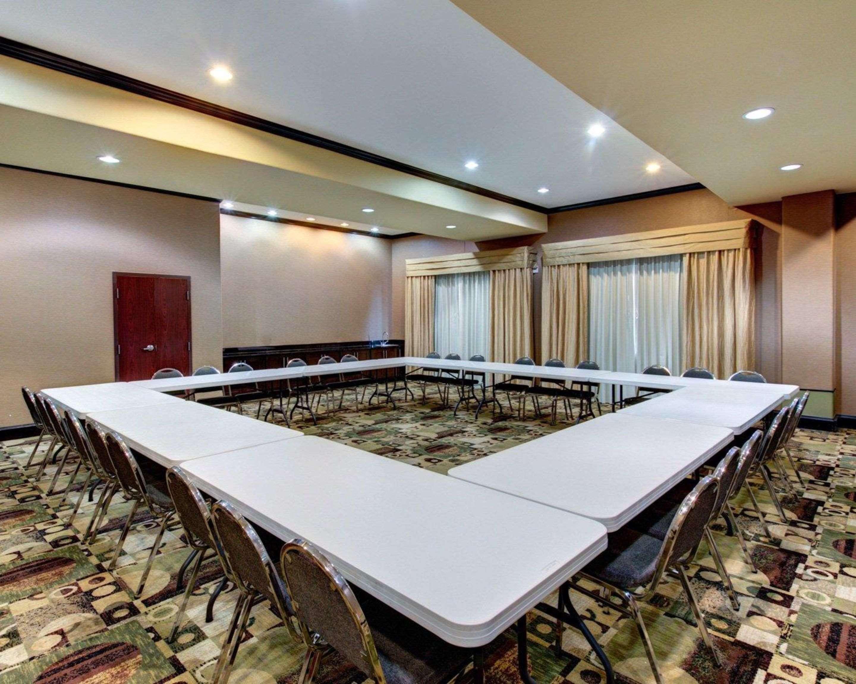Comfort Suites Waxahachie - Dallas Bagian luar foto