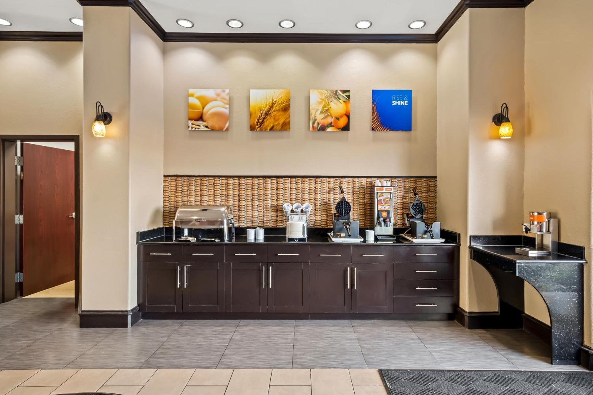 Comfort Suites Waxahachie - Dallas Bagian luar foto